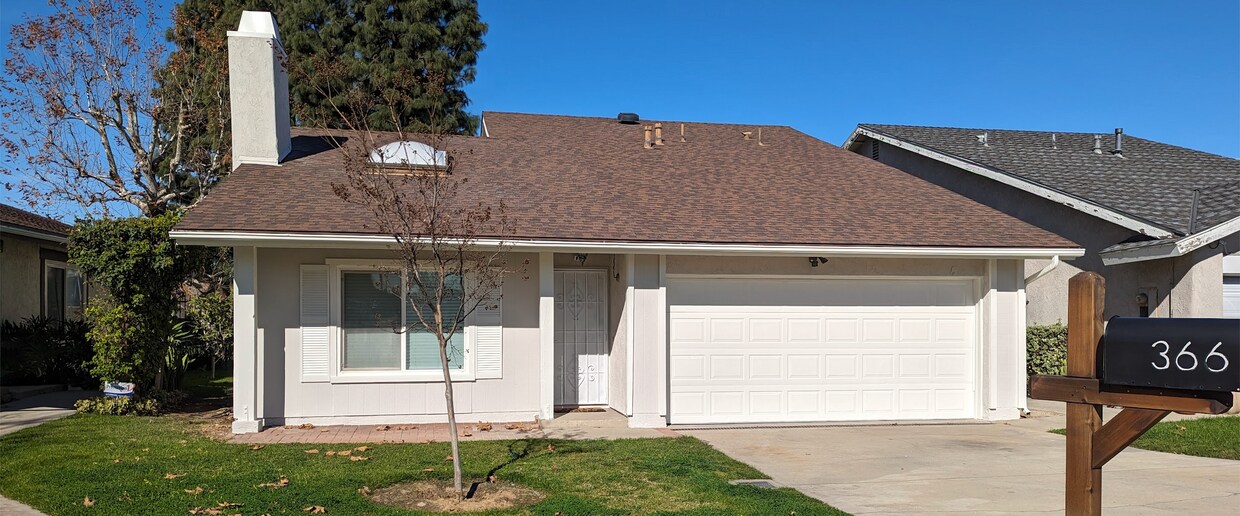 Foto principal - 366 N Le May Ct
