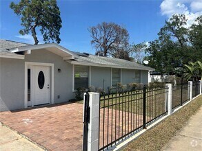 Building Photo - 2819 W Bay Haven Dr