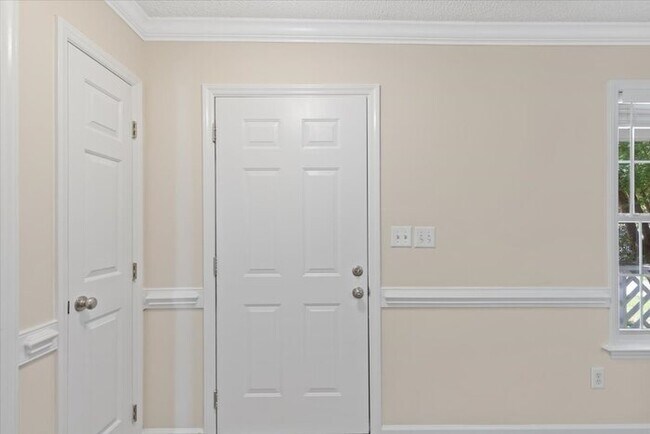 Foto del edificio - Raleigh Home For Rent!