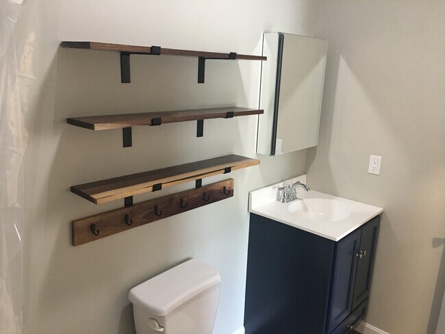 Foto del edificio - 629 N Franklin St