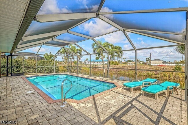 Foto del edificio - 923 SW 28th Terrace