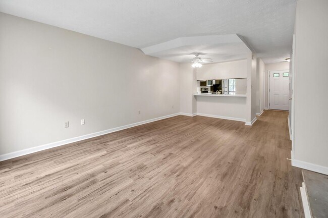 Building Photo - 1316 Gray Hawk Rd