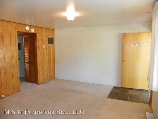 Building Photo - 137-145 E 8920 S