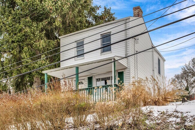 Building Photo - North Baldwin Three Bedroom Home with Cent...