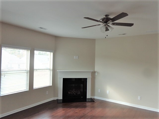 Foto del edificio - 15141 Taylor Ridge Ln