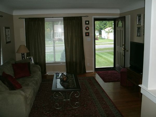 Foto del edificio - 4054 Silver Birch Dr