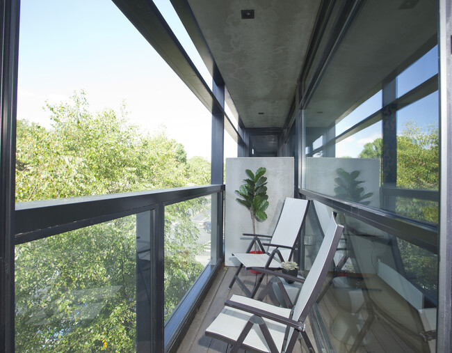 Foto del edificio - 2250 11th St NW