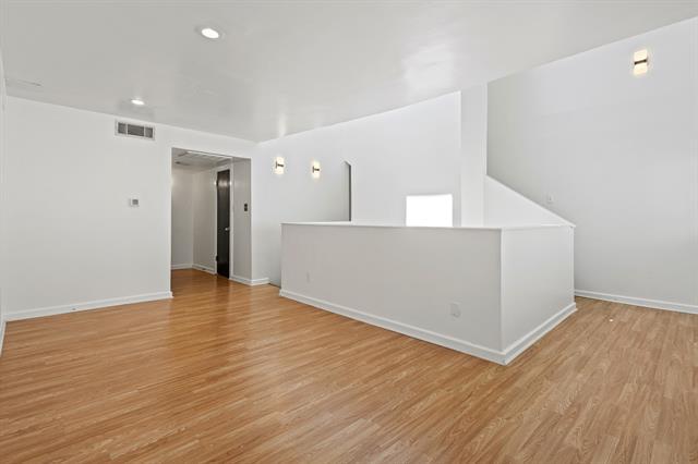Building Photo - 4130 Newton Ave