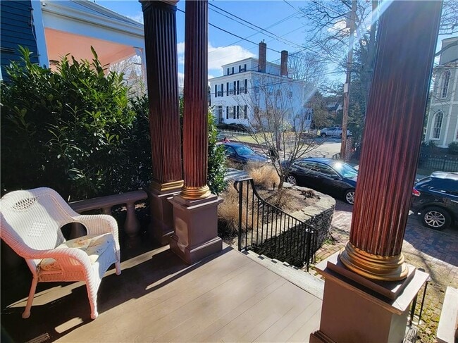 Foto del edificio - 92 Pelham St