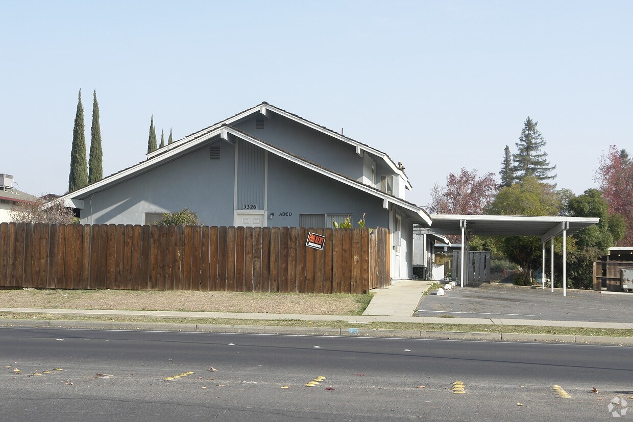 Primary Photo - 3326 R St