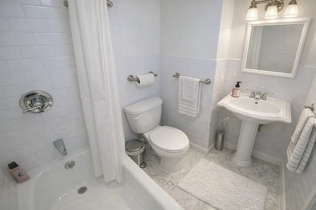 Foto del edificio - 316 W 14th St