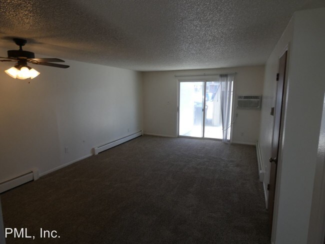 Building Photo - 3440 Butternut Dr