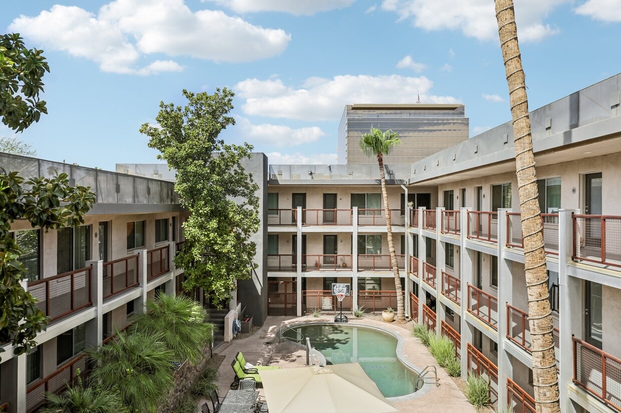 Primary Photo - Welcome to The Flats Downtown!