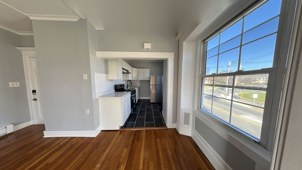 Foto principal - 95 Nesmith St