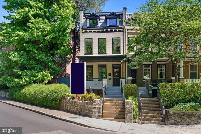 Building Photo - 1808 Ontario Pl NW
