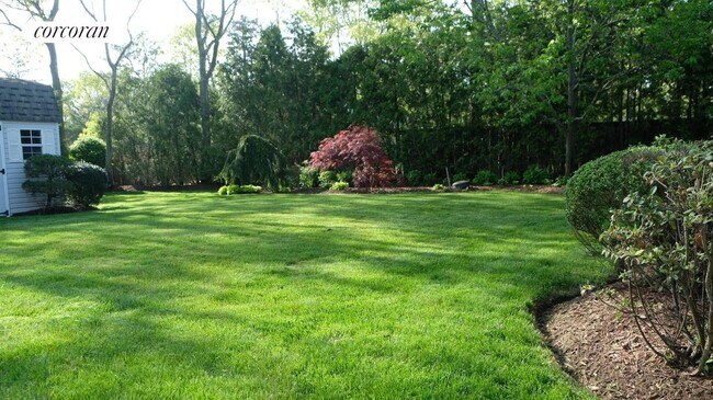 Foto del edificio - 152 W Tiana Rd