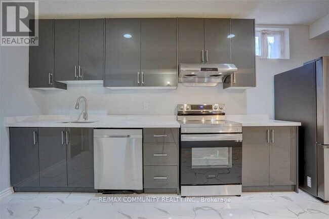 Photo du bâtiment - 208 Twyn Rivers Dr