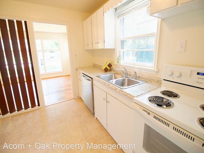 Building Photo - 3 br, 1 bath House - 1605 Bivins St.