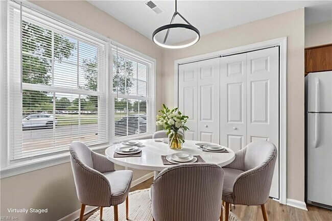 Foto del edificio - 2008 Fawnwood Common