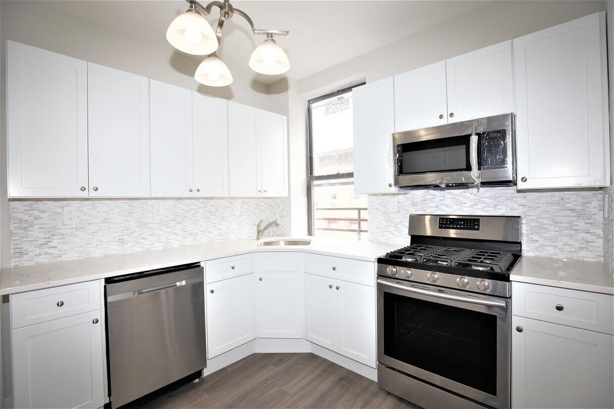 Foto principal - 644 Washington St