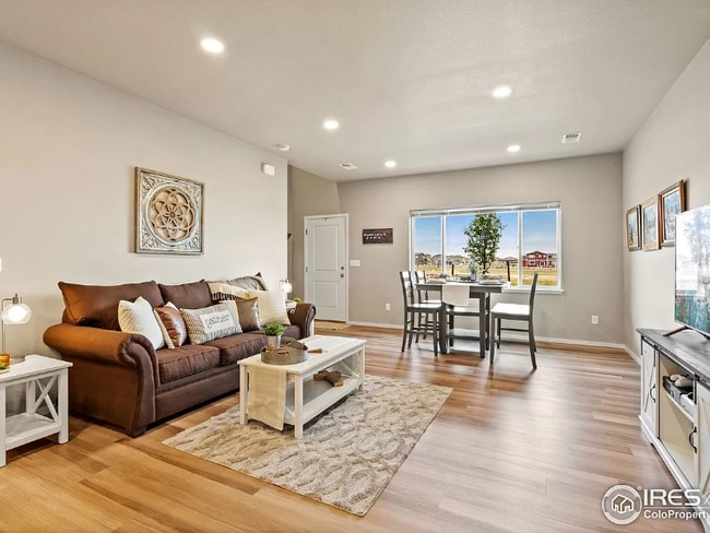 Building Photo - 3682 Ronald Reagan Ave