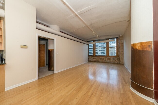 Foto del edificio - 801 S Wells St
