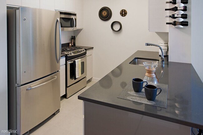 Building Photo - 1 br, 1 bath House - 511 47th Ave 7E
