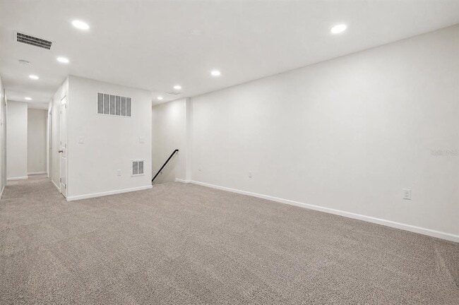 Building Photo - 2270 Hemingway Cir