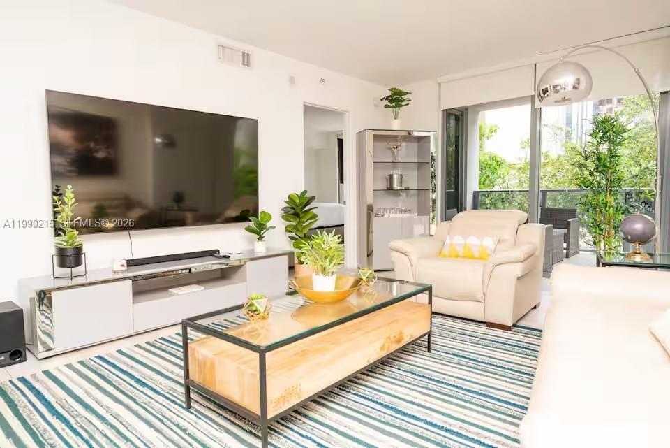 31 Sw 6Th St Unit 301, Miami, FL 33130 - Room for Rent in Miami, FL ...
