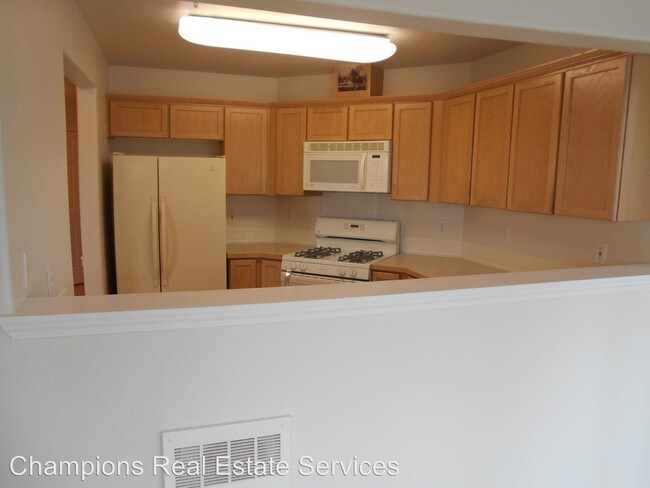 Foto del edificio - 19412 48th Ave W