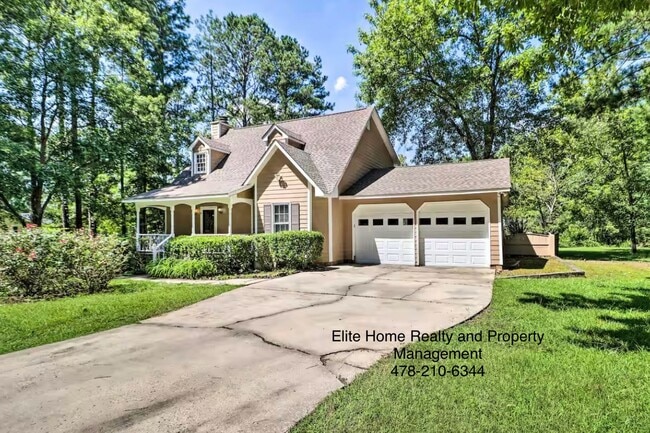 Building Photo - 295 Edgewater Dr