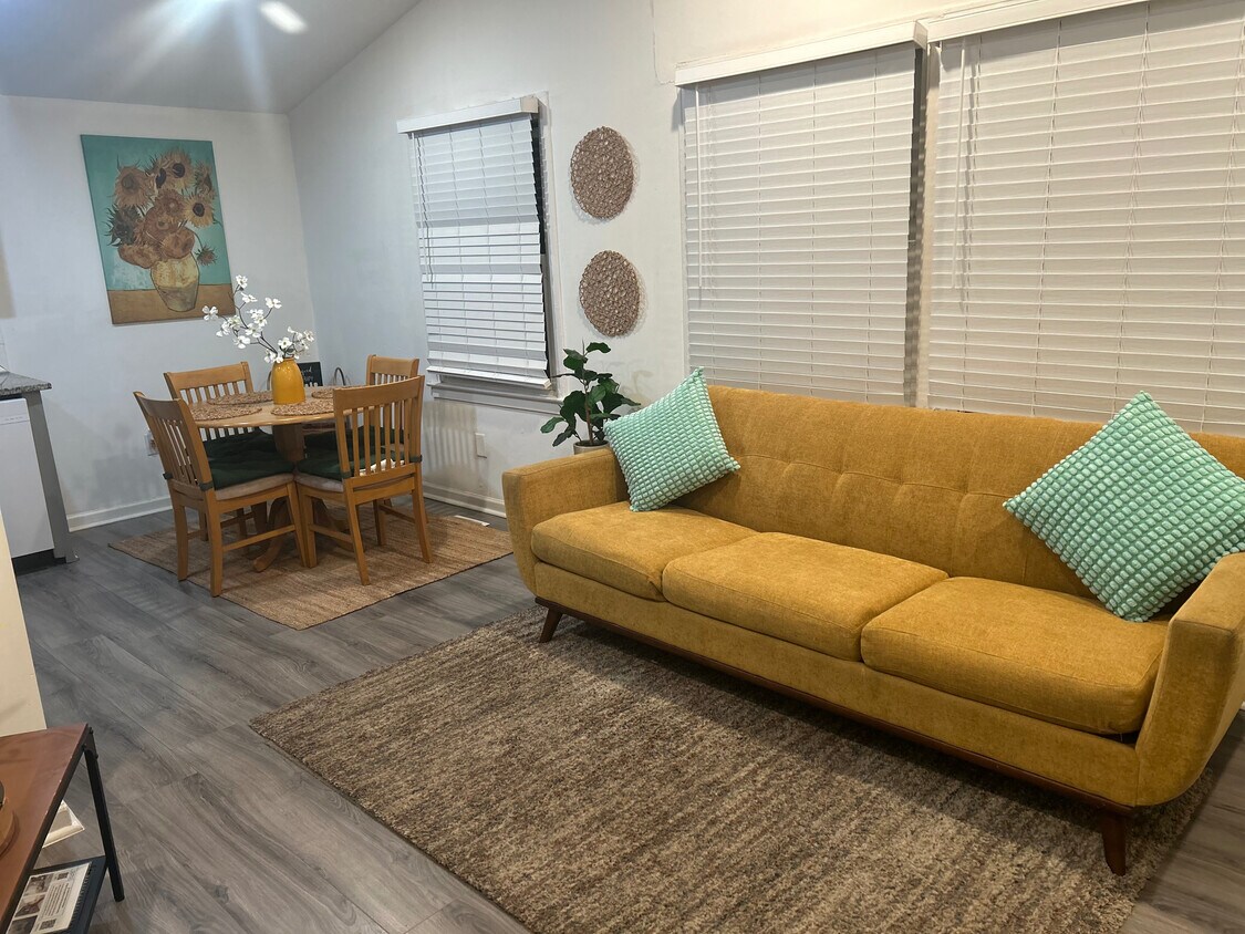 Foto principal - Room in House on Jackson Dr