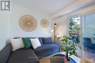Building Photo - 6436 Chaumont Crescent