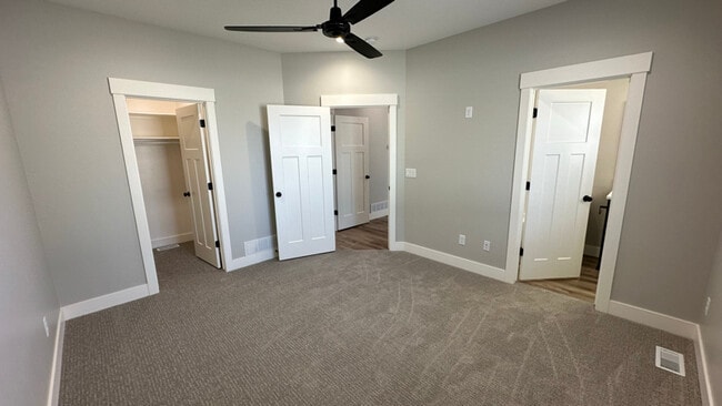 Building Photo - 4749 Legacy Vlg Ln