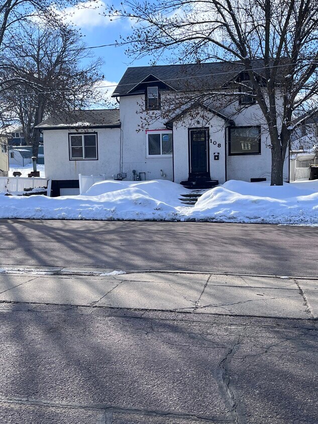108 Linden Ave, Fairmont, MN 56031 House Rental in Fairmont, MN