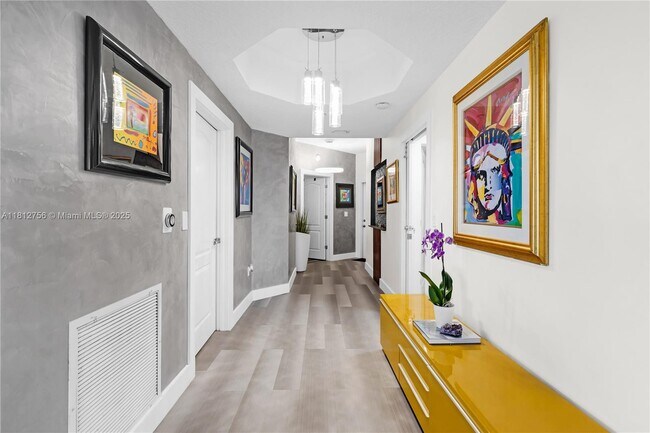 Foto del edificio - 10750 NW 66th St