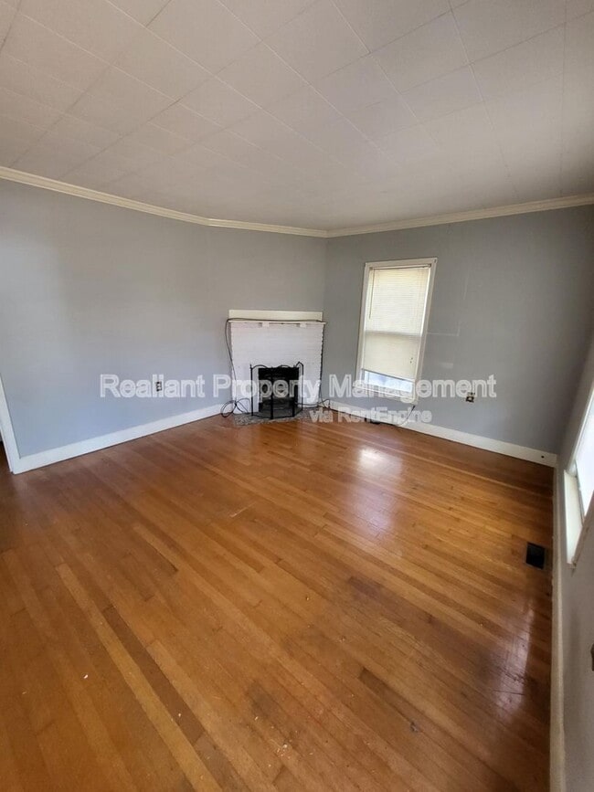 1006 Aurora Ave, Lexington, KY 40502 Condo for Rent in Lexington, KY