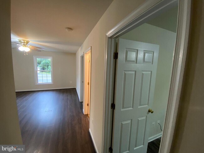 Foto del edificio - 241 Cambridge St