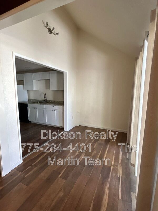 Building Photo - 1691 Manchester Way