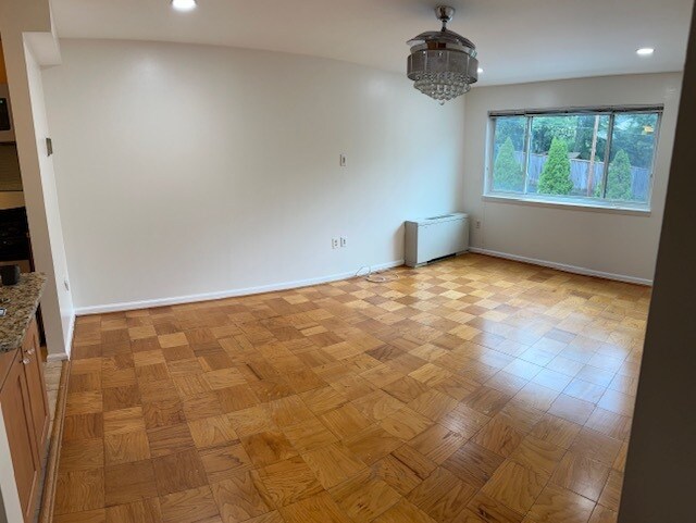 Foto del edificio - 4555 MacArthur Blvd NW