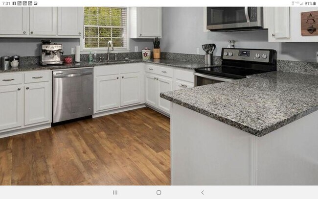 Foto del edificio - Family House Rental