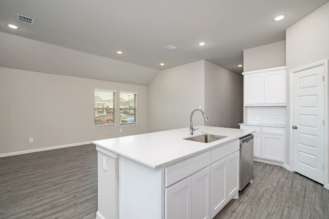 Foto del edificio - 5406 Big Thicket Ln