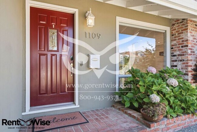 Foto del edificio - 1109 Ridgewood Dr