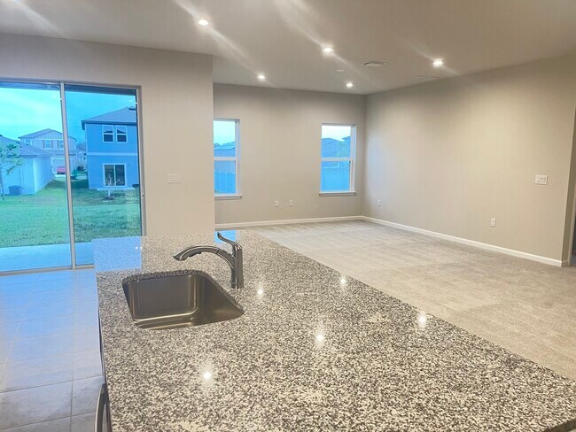 Foto del edificio - 35542 Sparrow Nest Wy