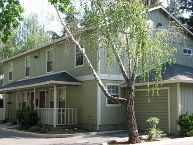 Foto del edificio - Woodshire Village Apartments