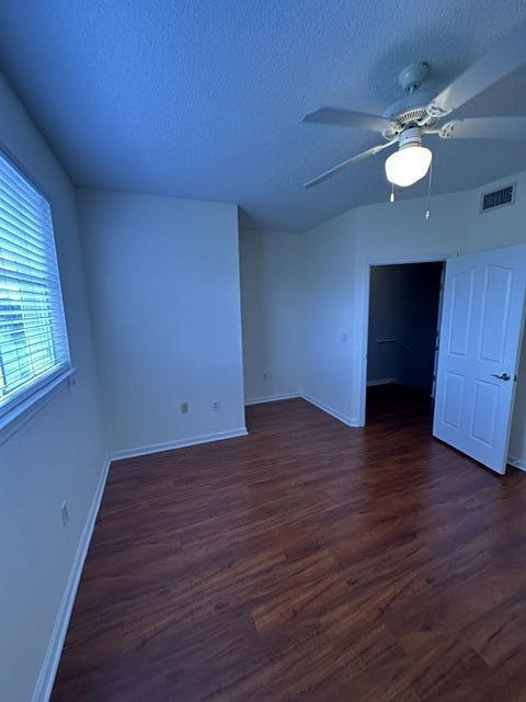 Building Photo - 2036 Alta Meadows Ln