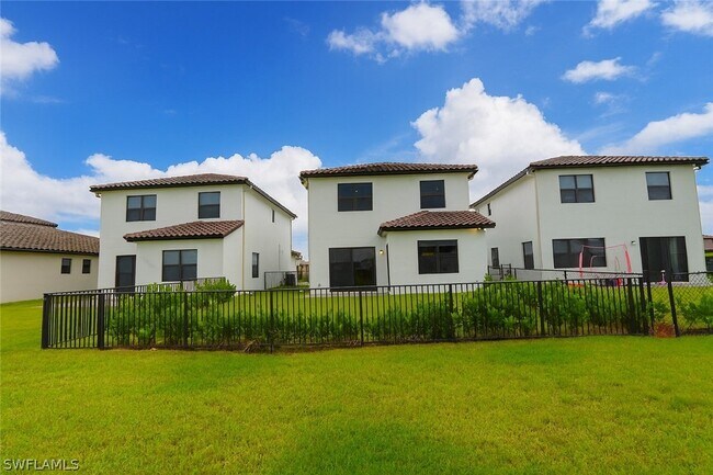 Foto del edificio - 5630 Carrara Dr