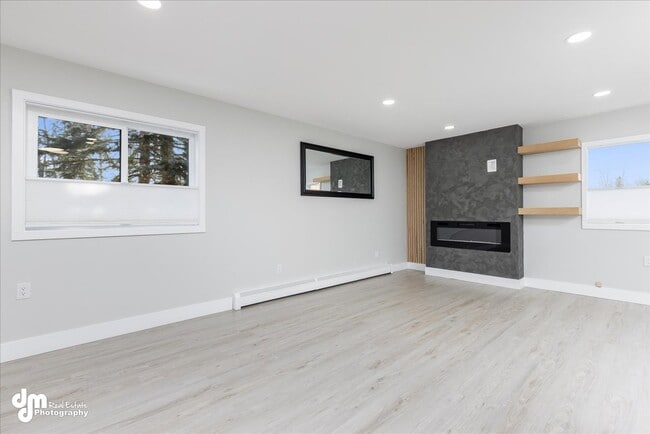Building Photo - 3600 Carleton Ave