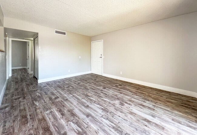 Foto del edificio - Tempe End Unit Near ASU, Mill Ave & Tempe Town Lake