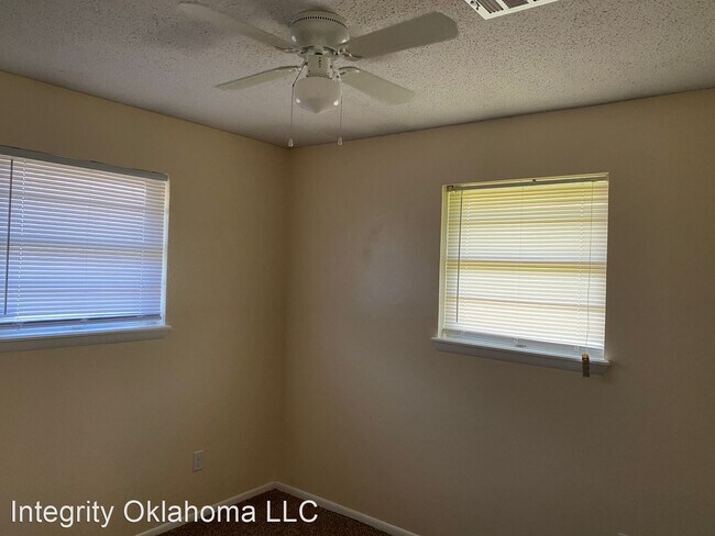 Foto del edificio - 3 br, 1 bath House - 629 N Bristow Ave.